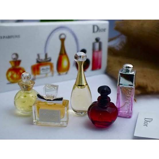 Dior Gift Set of Perfume Mini Fragrances - Imported
